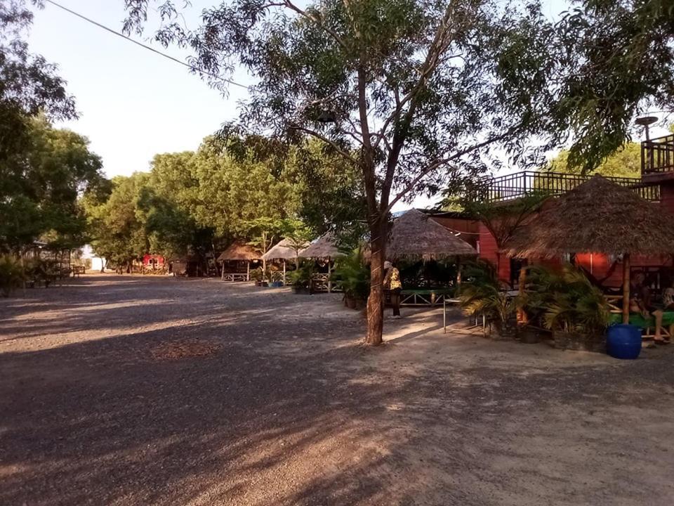 La Plage De Kampot By Lee & Hap Guest House Exterior foto